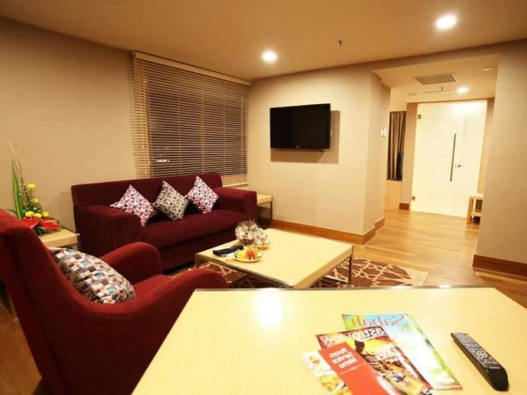 Raia Hotel Kota Kinabalu Extérieur photo