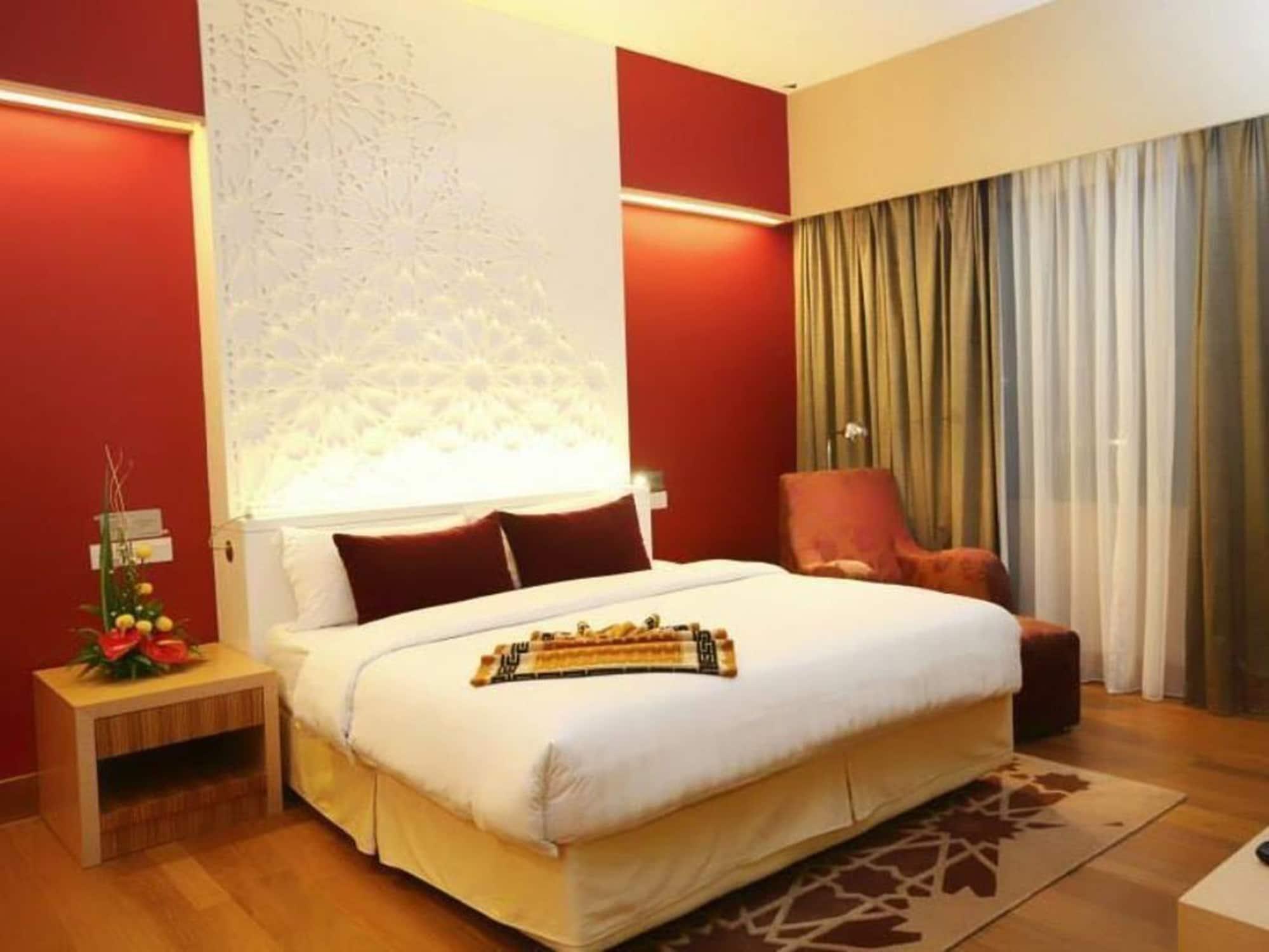 Raia Hotel Kota Kinabalu Extérieur photo