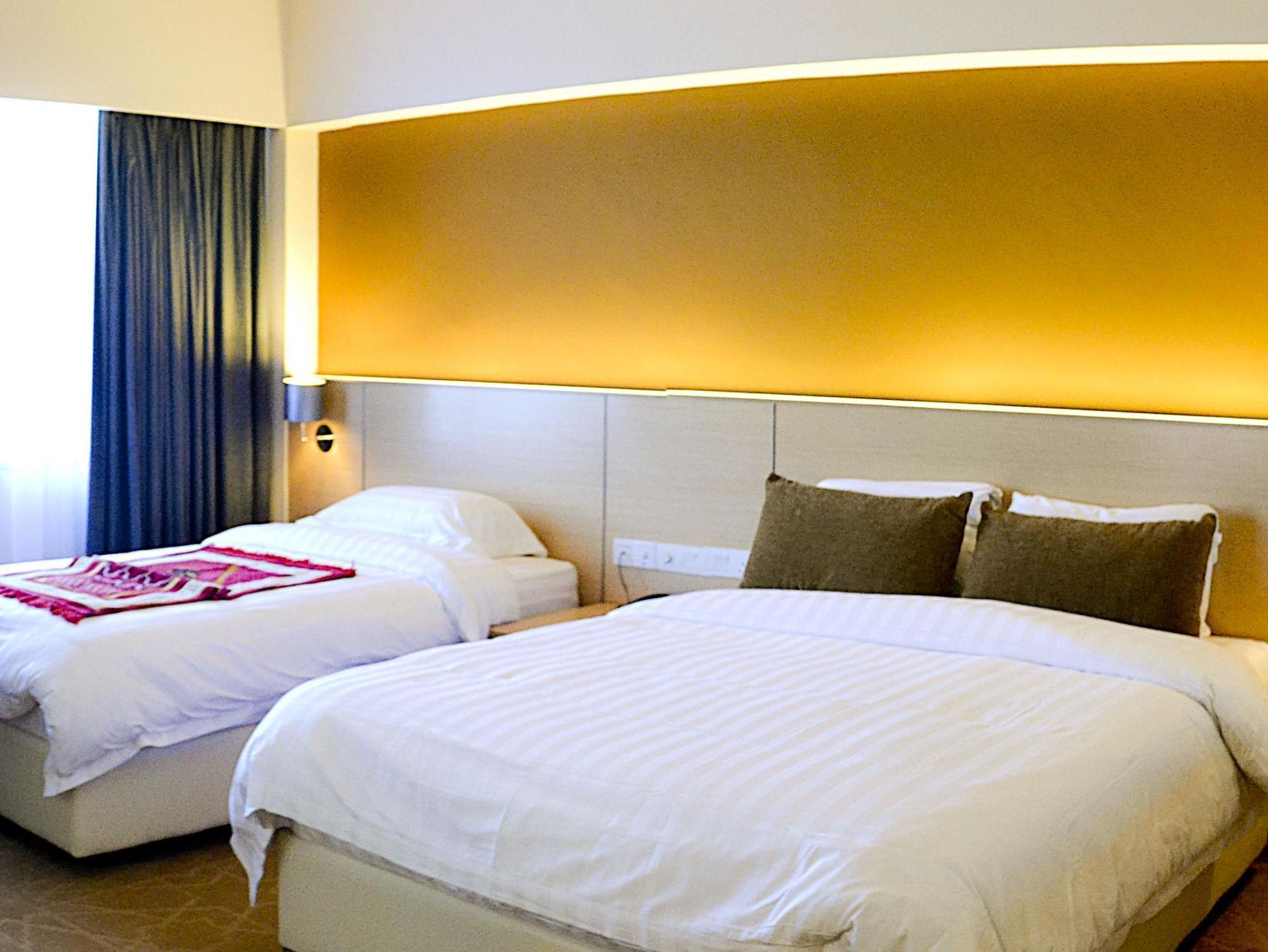 Raia Hotel Kota Kinabalu Extérieur photo
