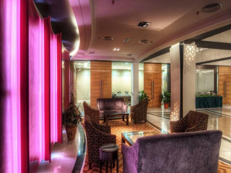 Raia Hotel Kota Kinabalu Extérieur photo